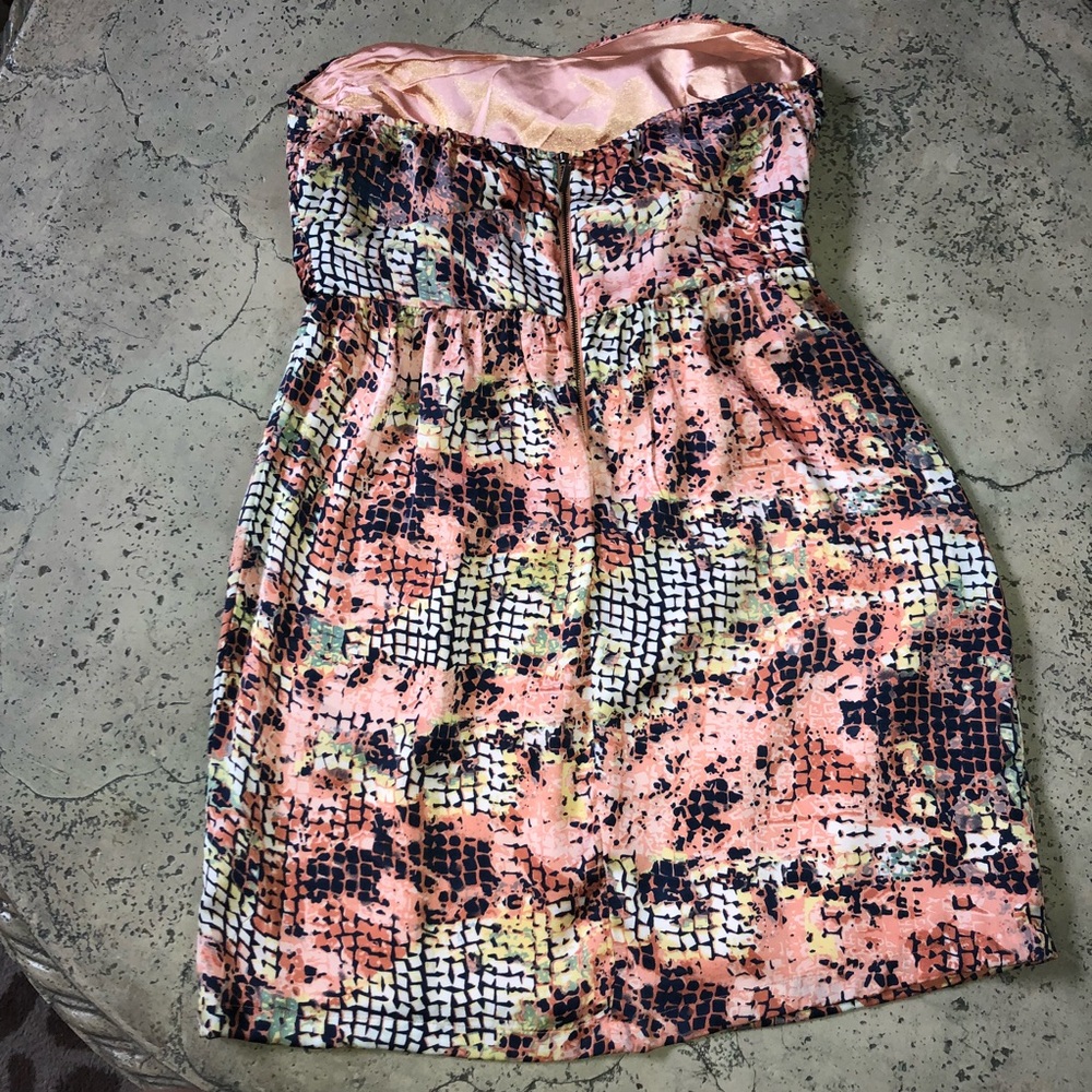 Romeo & Juliet strapless dress - Picture 3 of 5